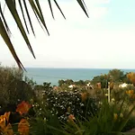 Stanza In Con Giardino Vista Mare Panzió Cefalù