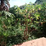 Stanza In Con Giardino Vista Mare Panzió