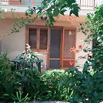 Panzió Stanza In Con Giardino Vista Mare