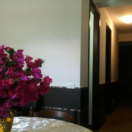 Oda ve Kahvaltı Stanza In Con Giardino Vista Mare *