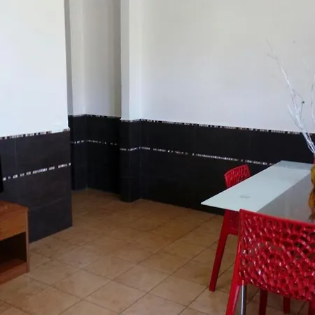 Stanza In Con Giardino Vista Mare Oda ve Kahvaltı Cefalù