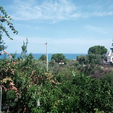 Stanza In Con Giardino Vista Mare Oda ve Kahvaltı
