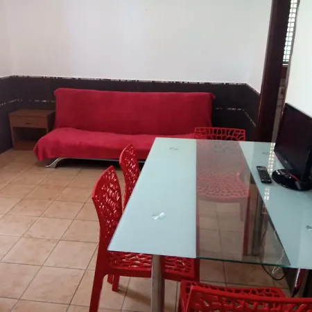 Bed & Breakfast Stanza In Con Giardino Vista Mare Cefalu