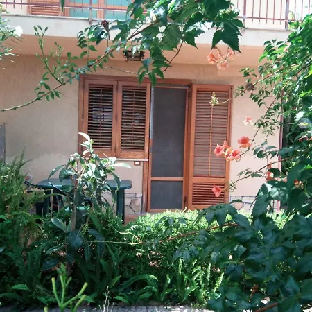 Oda ve Kahvaltı Stanza In Con Giardino Vista Mare