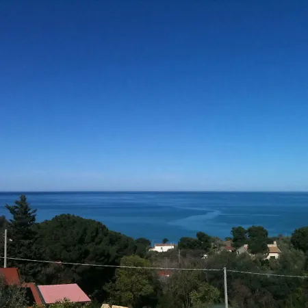 Stanza In Con Giardino Vista Mare Oda ve Kahvaltı Cefalù